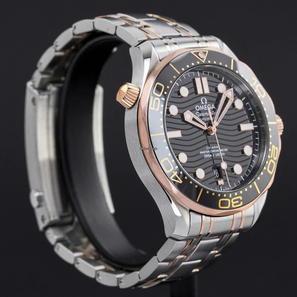 OMGA - Seamaster Two-Tone Black Dial