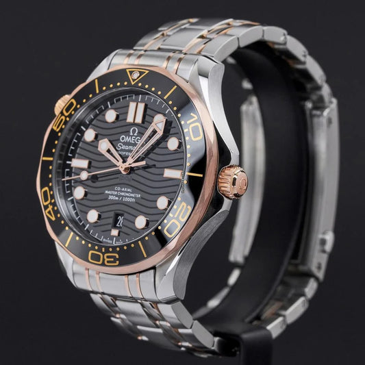 OMGA - Seamaster Two-Tone Black Dial