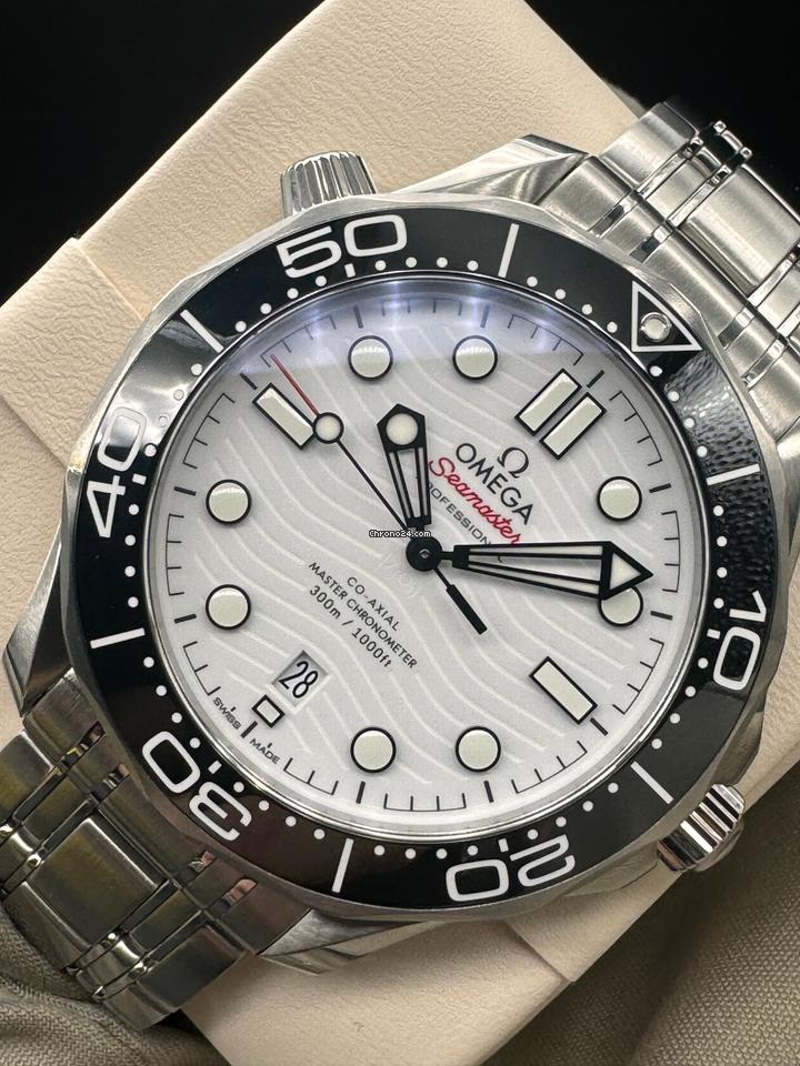 OMGA - Seamaster White Dial
