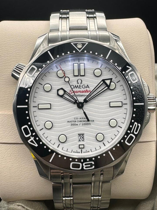 OMGA - Seamaster White Dial